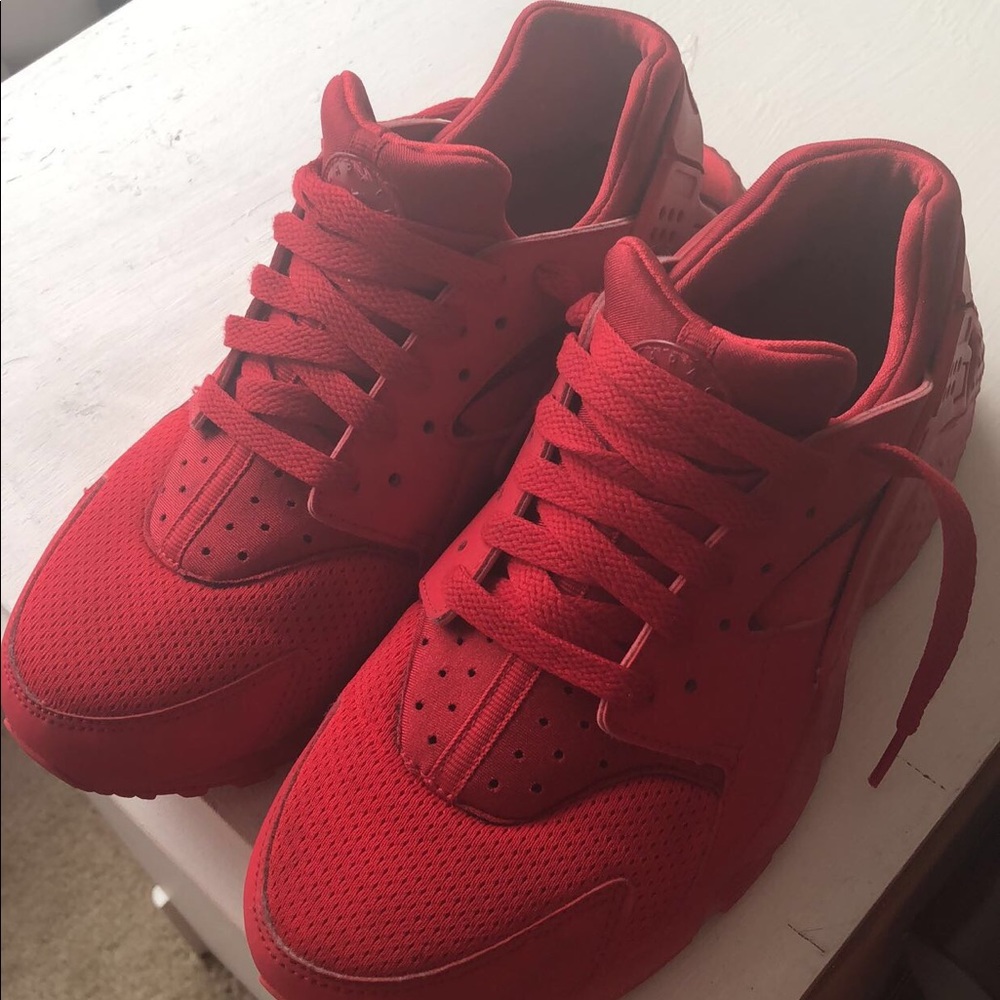 Red Nike Huarache!